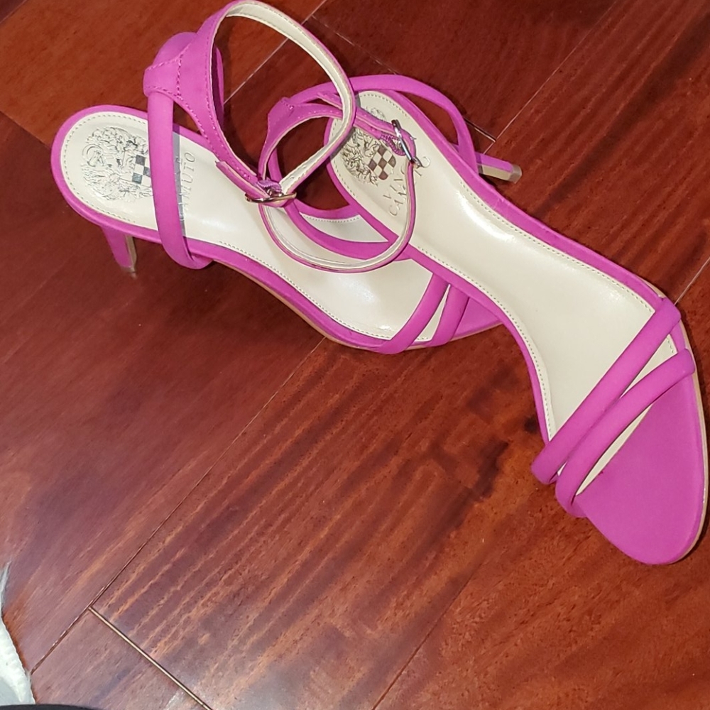 Vince Camuto Sandals